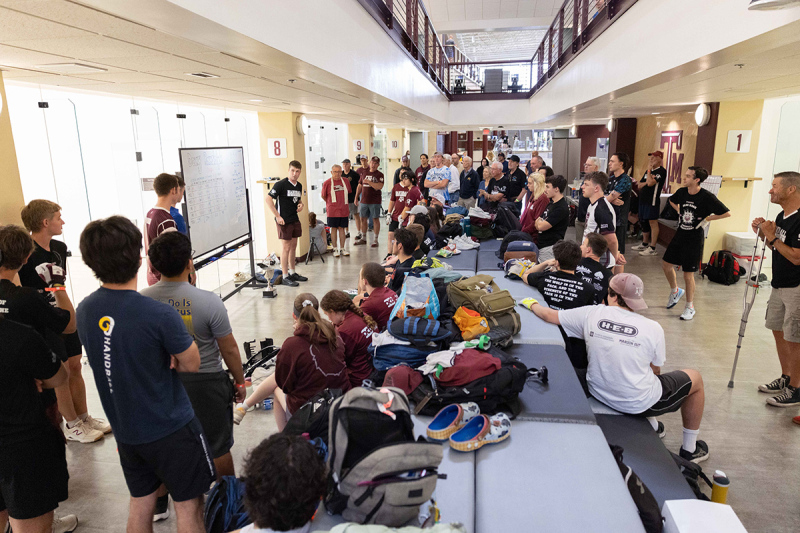 Crowd-at-the-Doug-Randolph-Cup