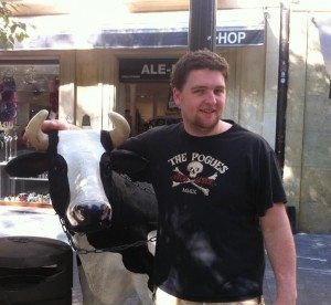 297130_2286602279386_965969447_n